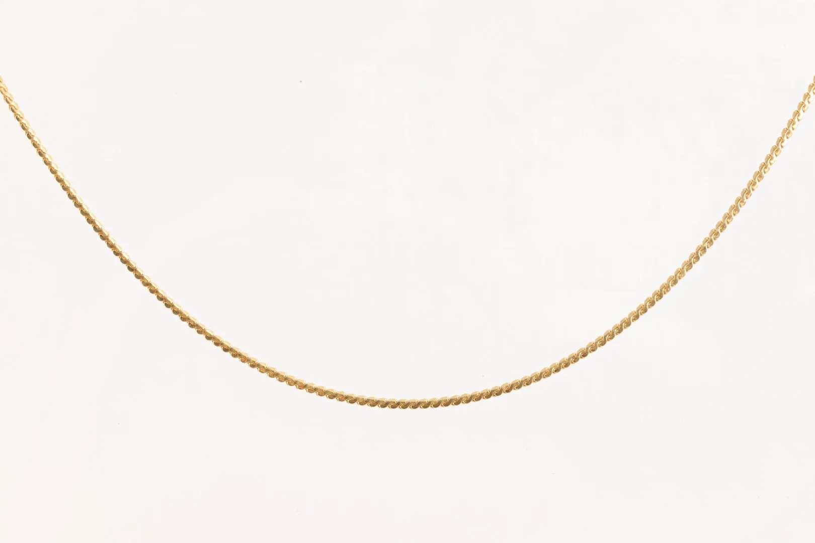 16" 18k Yellow Gold Serpentine Chain Necklace (5.03g.)