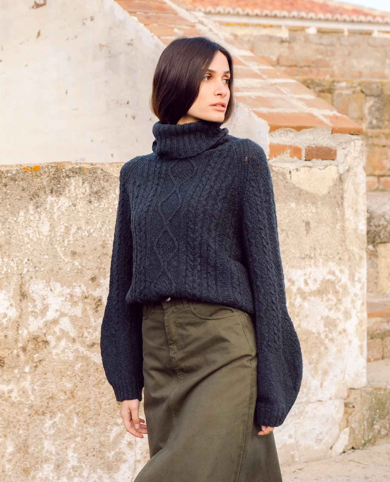 Davina Lambs Wool Jumper In Navy