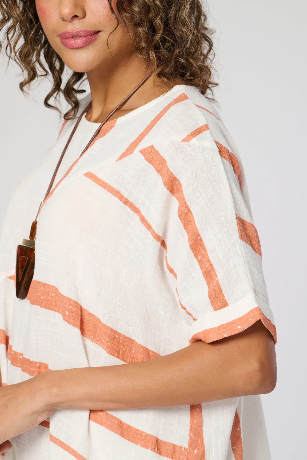 Saloos Diagonal Seam Cotton Top with Necklace