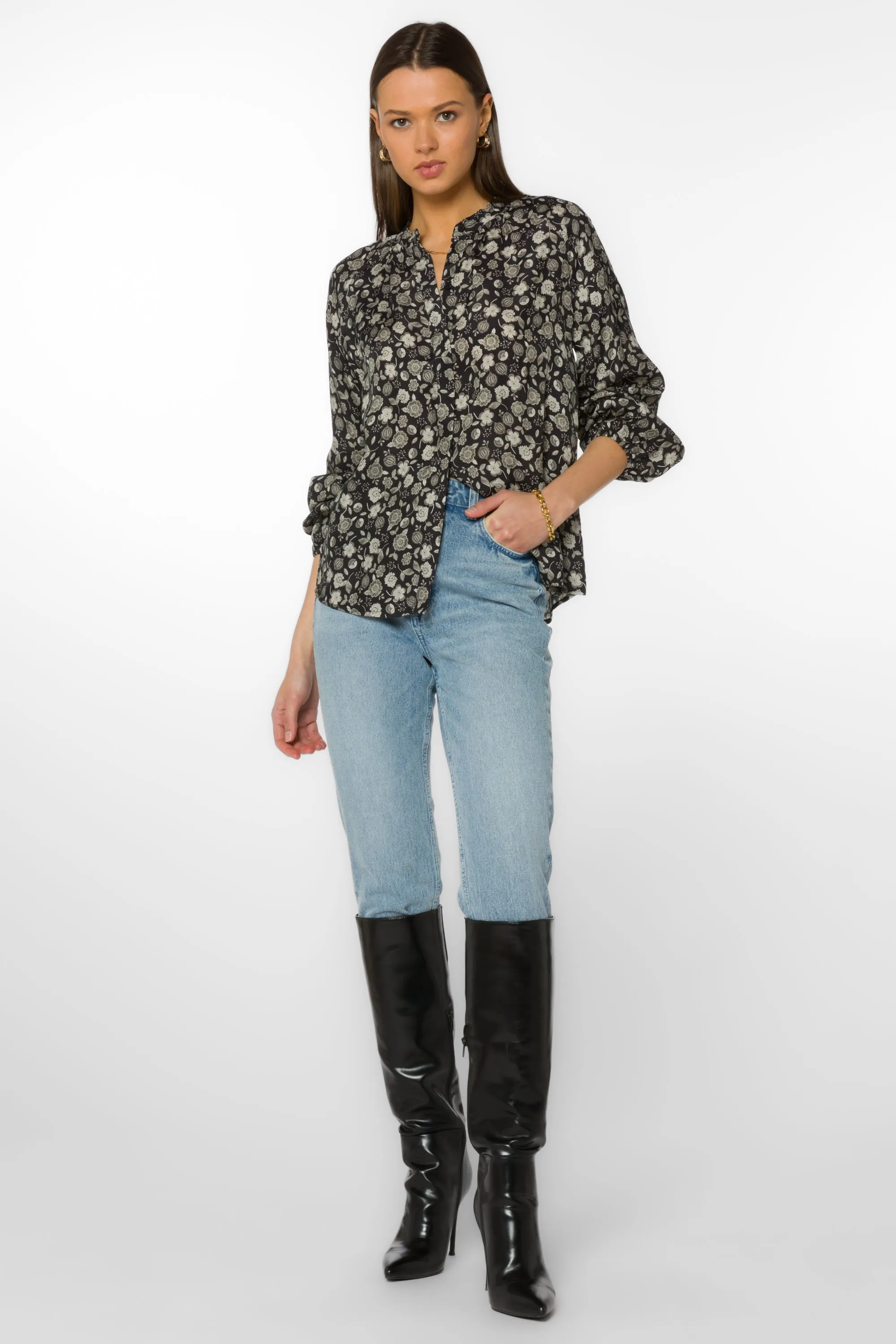 Saya Black Floral Shirt