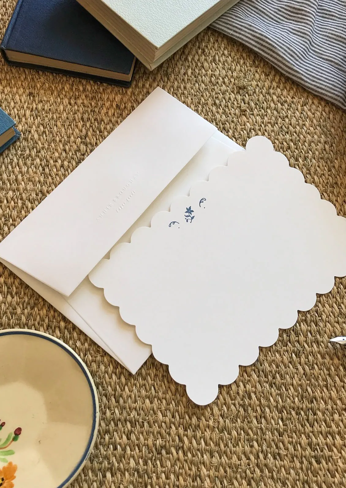 Scalloped Floral Imprint Notecard