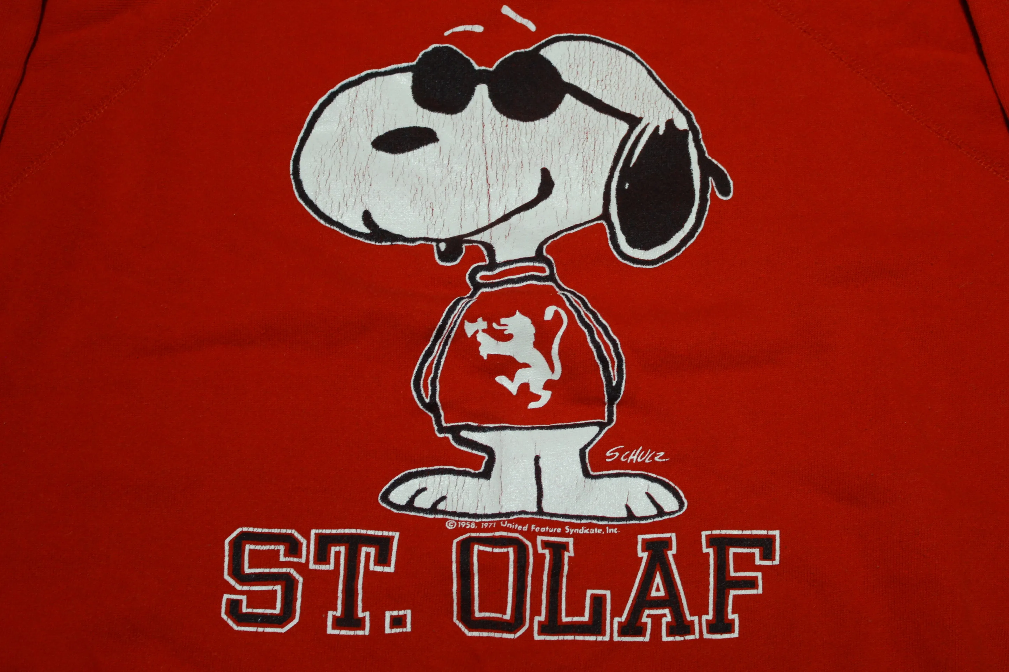 Snoopy Peanuts St. Olaf Vintage 1971 Artex 70's 80's Crewneck Cartoon Sweatshirt